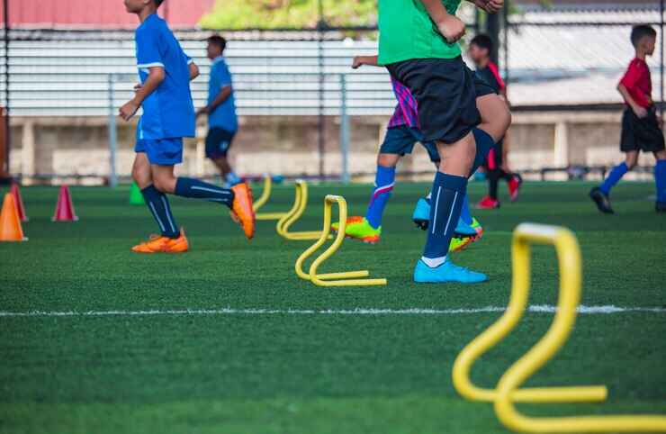 Indoor Soccer Drills: Boost Agility, Control & Tactics in Tight Spaces